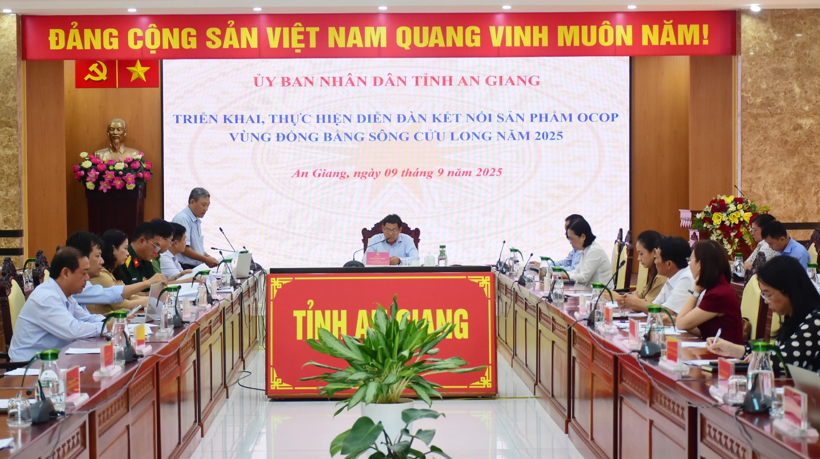 Tập trung tổ chức thành công Diễn đàn Kết nối sản phẩm OCOP vùng đồng bằng sông Cửu Long 2025