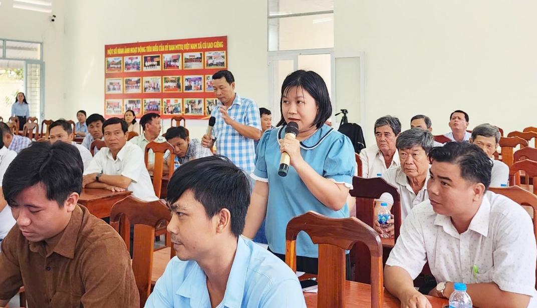 Đại biểu Quốc hội tiếp xúc cử tri hai xã Cù Lao Giêng, Nhơn Mỹ