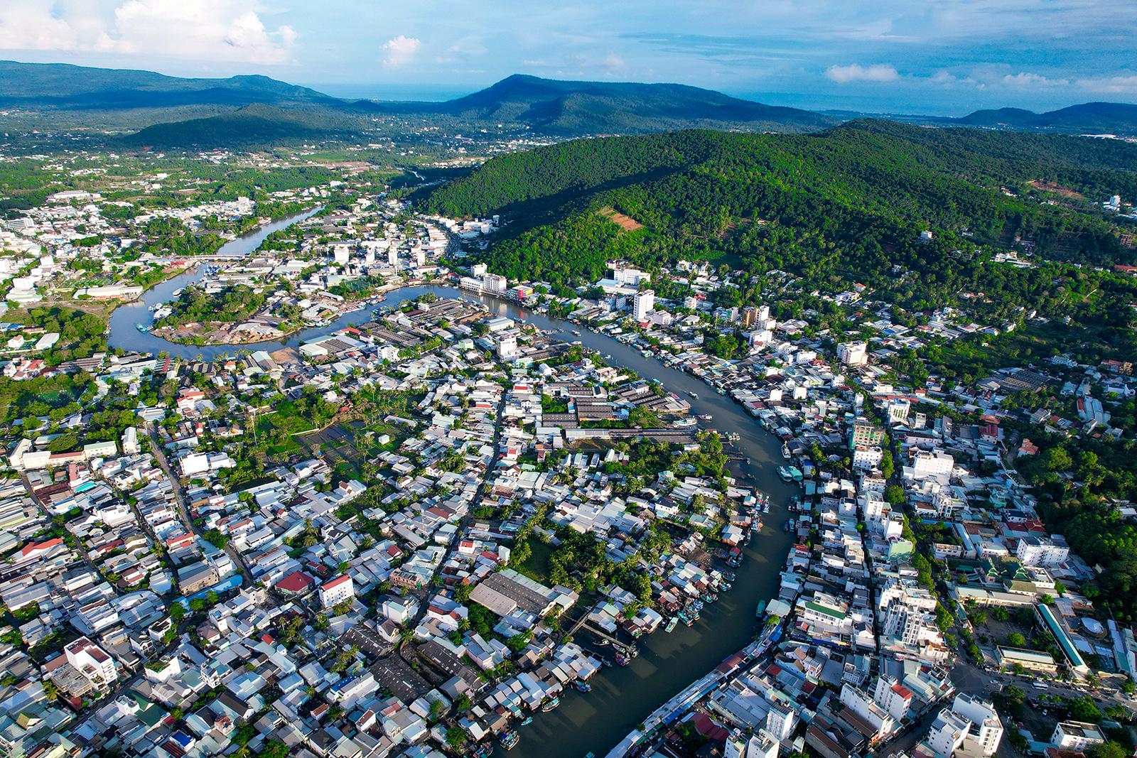 Đặc khu Phú Quốc cảnh báo lợi dụng quyền khiếu nại, khởi kiện để lừa đảo