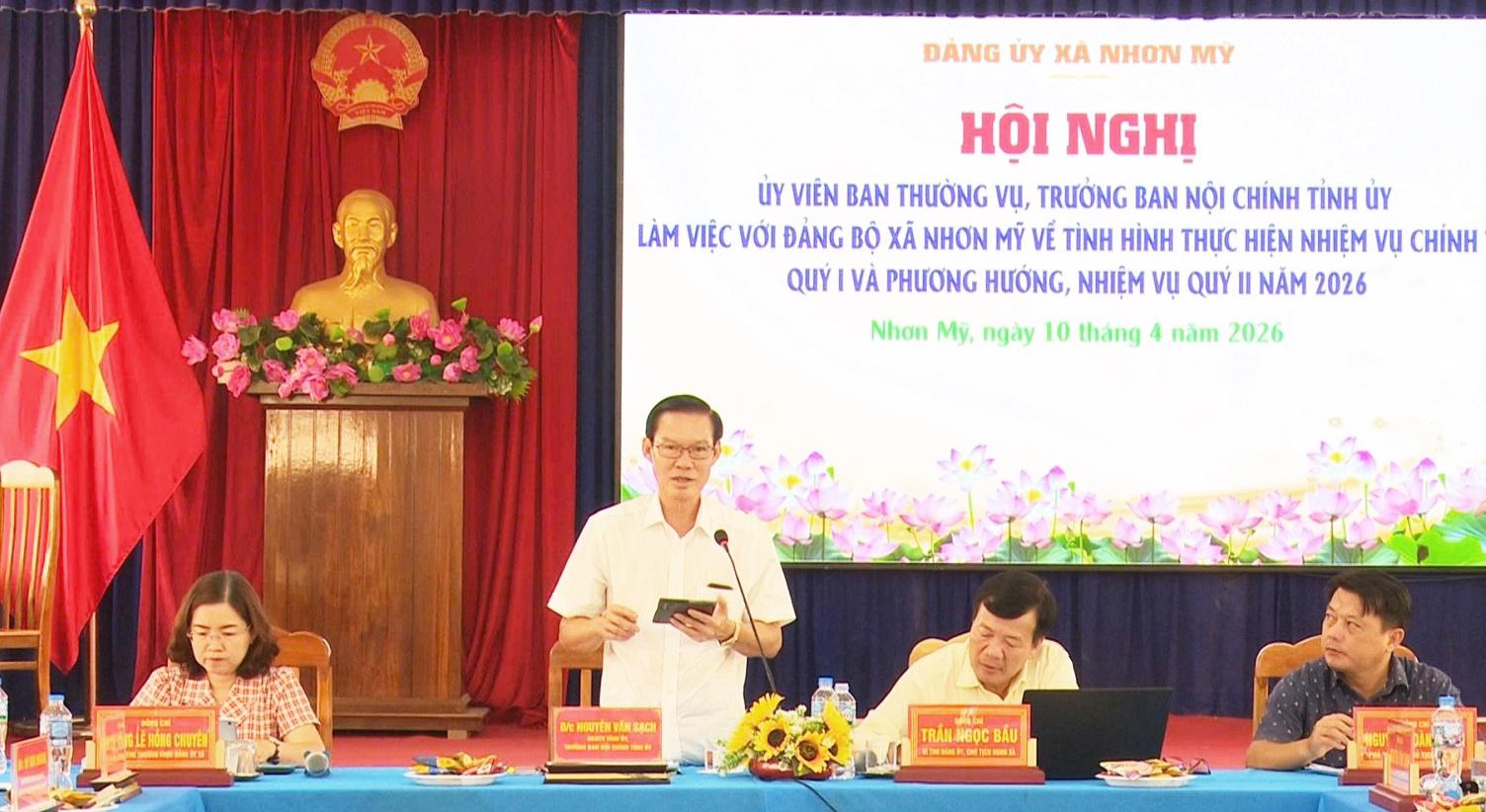 Trưởng ban Nội chính Tỉnh ủy An Giang Nguyễn Văn Sạch làm việc với Đảng ủy xã Nhơn Mỹ