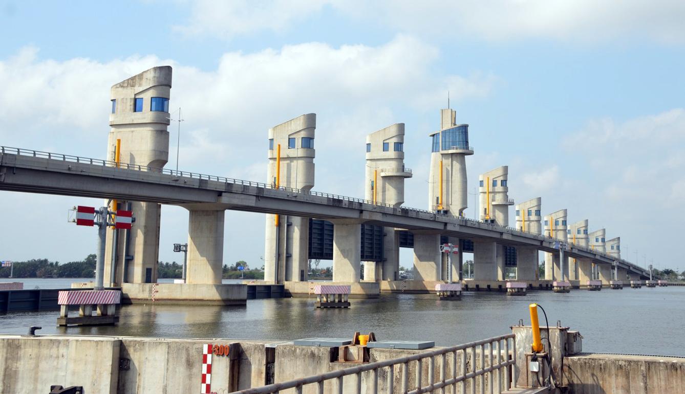 Vận hành hệ thống thủy lợi Cái Lớn, Cái Bé và Xẻo Rô ứng phó mưa lớn, triều cường và ngập úng