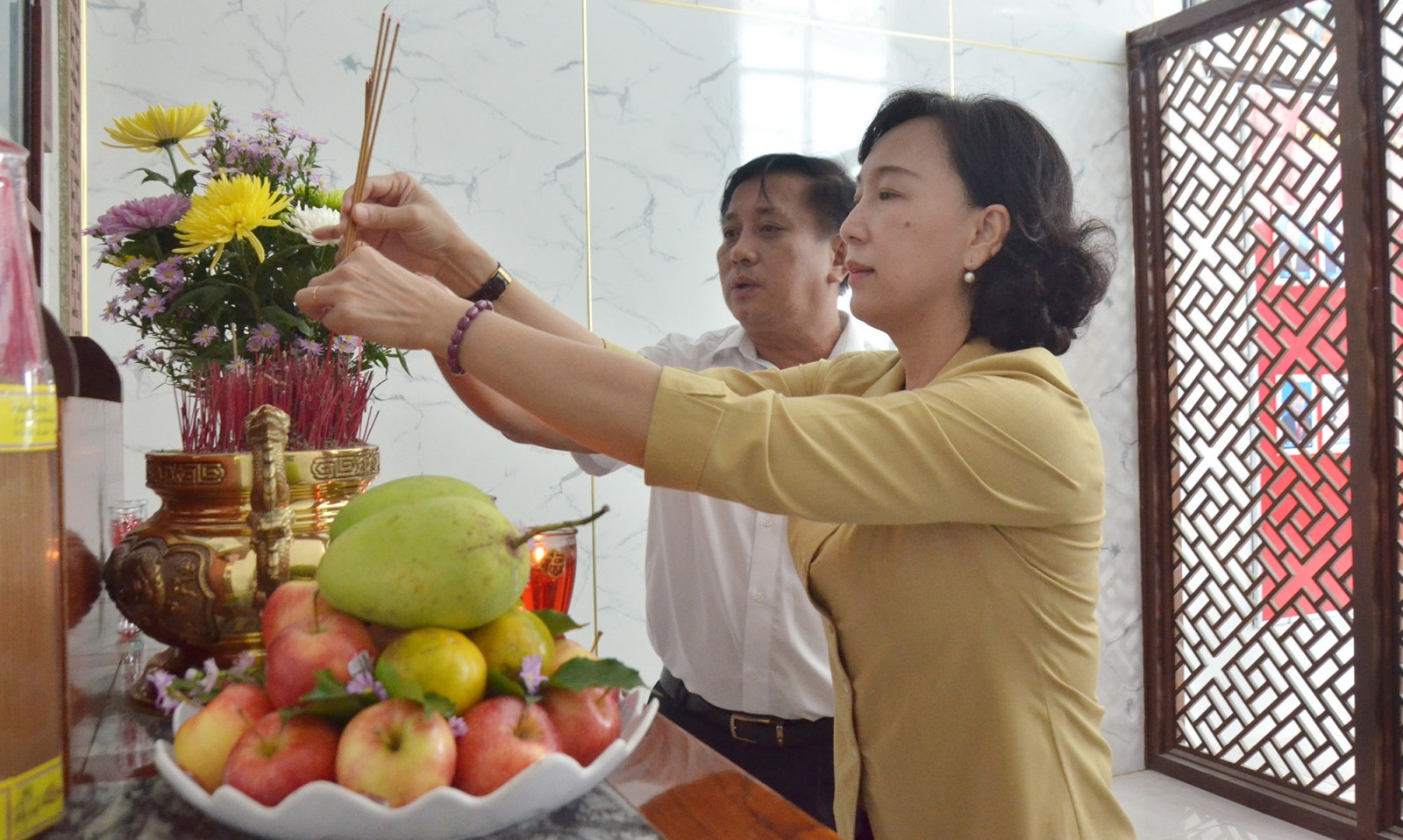 Phó Chủ tịch UBND tỉnh An Giang chúc mừng Ngày Nhà giáo Việt Nam