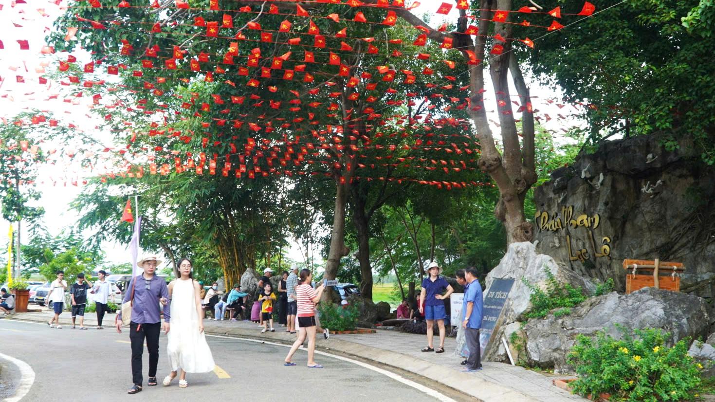 Hà Tiên đón trên 45.000 lượt du khách dịp Lễ 2/9