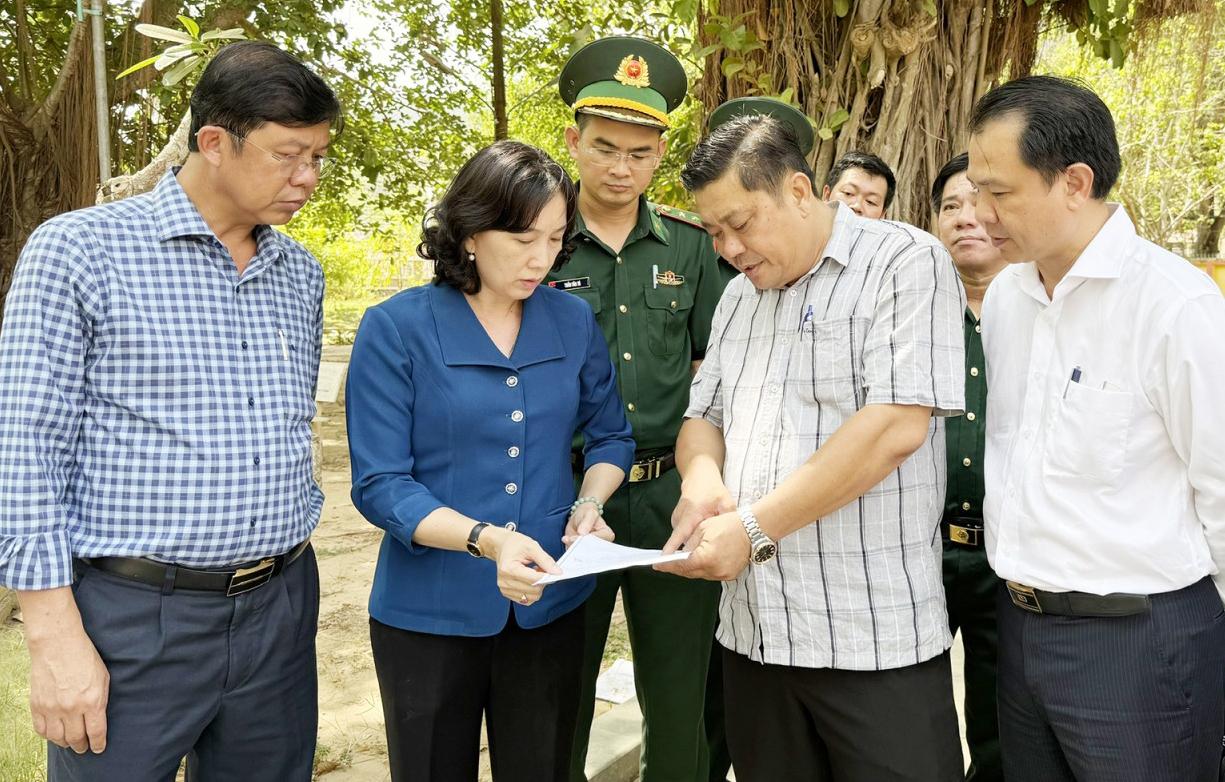 Khảo sát đầu tư xây dựng y tế, giáo dục trên địa bàn đặc khu Thổ Châu