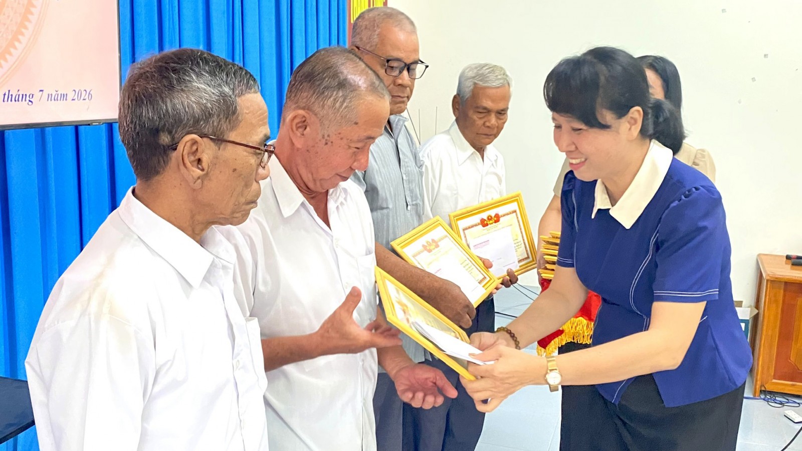 Bồi dưỡng kiến thức cho người có uy tín của 17 xã, phường trên địa bàn tỉnh An Giang