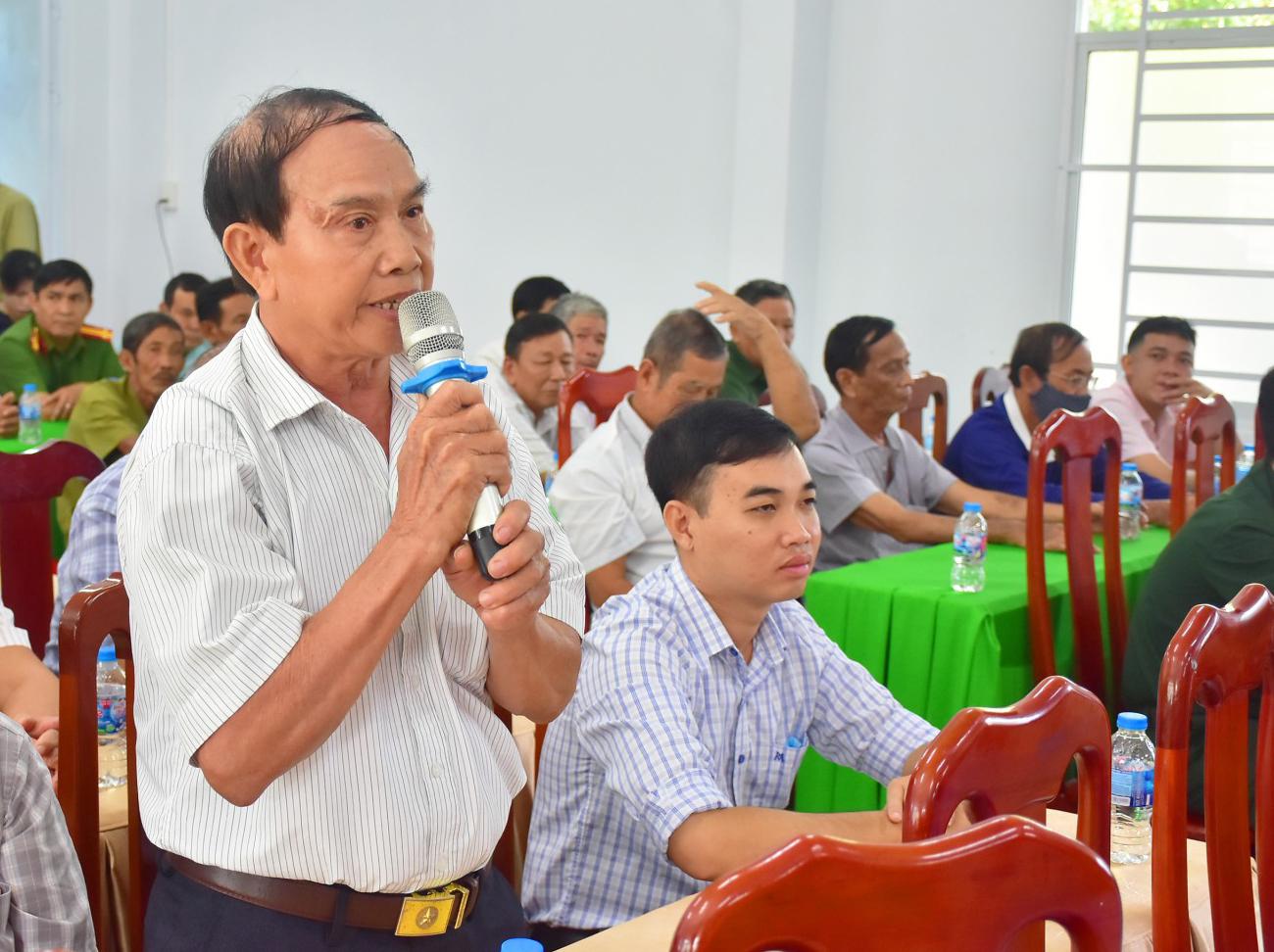 Ứng cử viên đơn vị bầu cử số 3 tiếp xúc cử tri, vận động bầu cử đại biểu Quốc hội