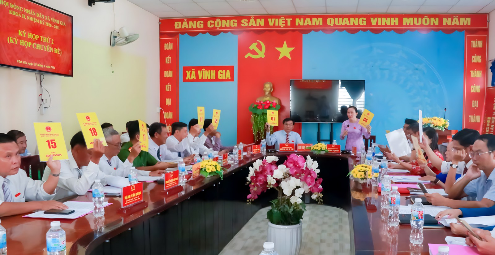 HĐND xã Vĩnh Gia thông qua đề án sáp nhập ấp và điều chỉnh thu, chi ngân sách địa phương
