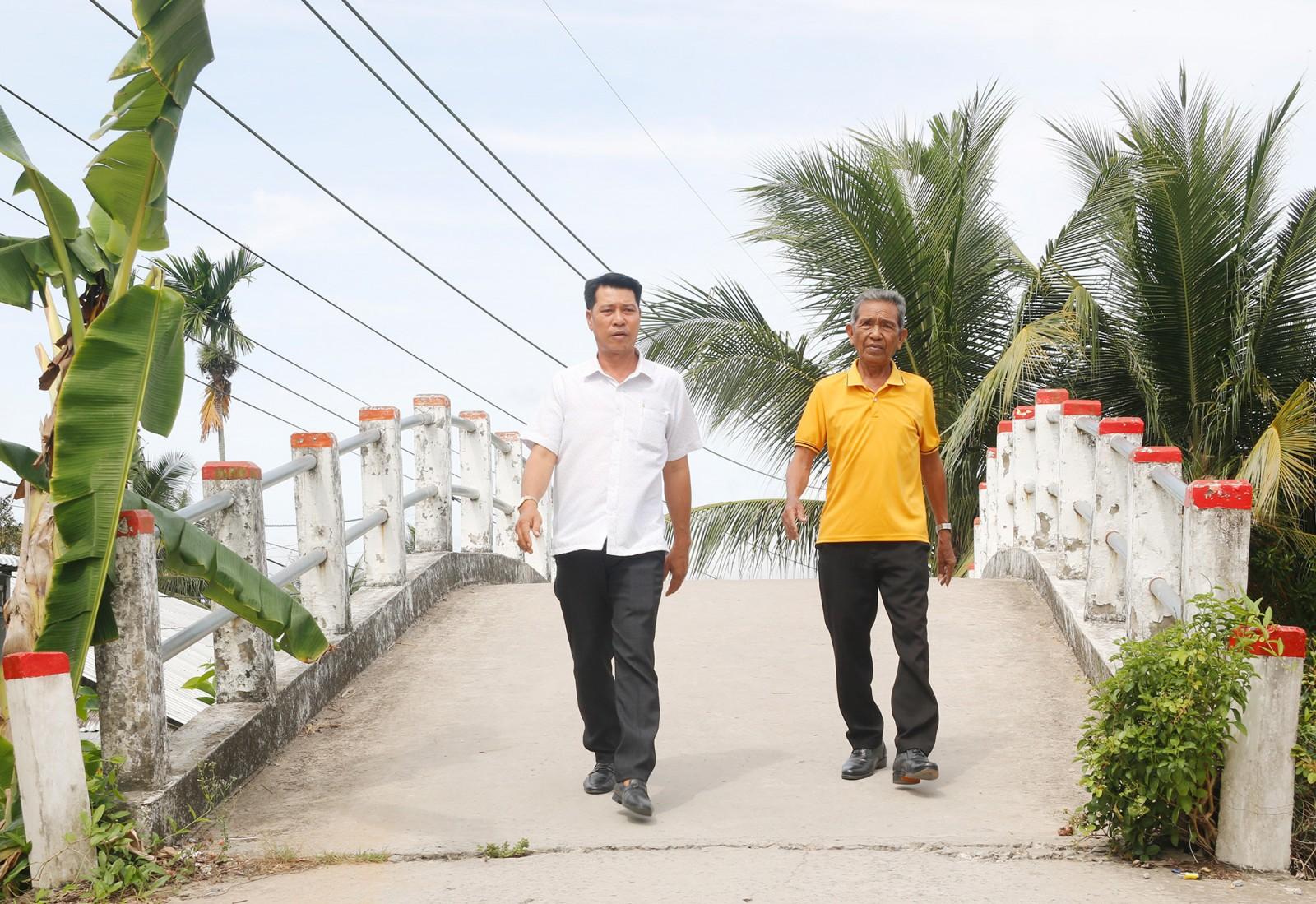Khi người có uy tín đi trước, làm trước