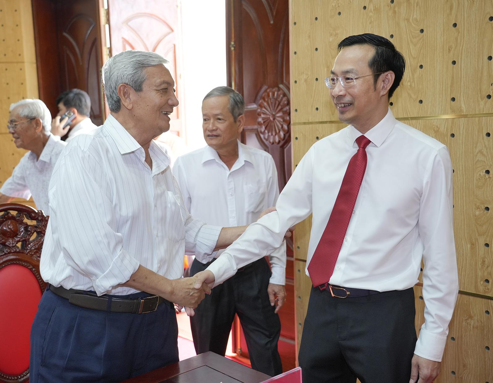 Tỉnh ủy An Giang họp mặt Ban Chấp hành Đảng bộ tỉnh các khóa