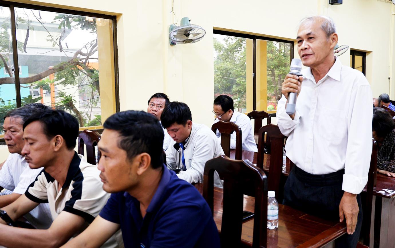 Ứng cử viên đại biểu Quốc hội khóa XVI đơn vị bầu cử số 3 tiếp xúc cử tri các xã, phường khu vực miền núi