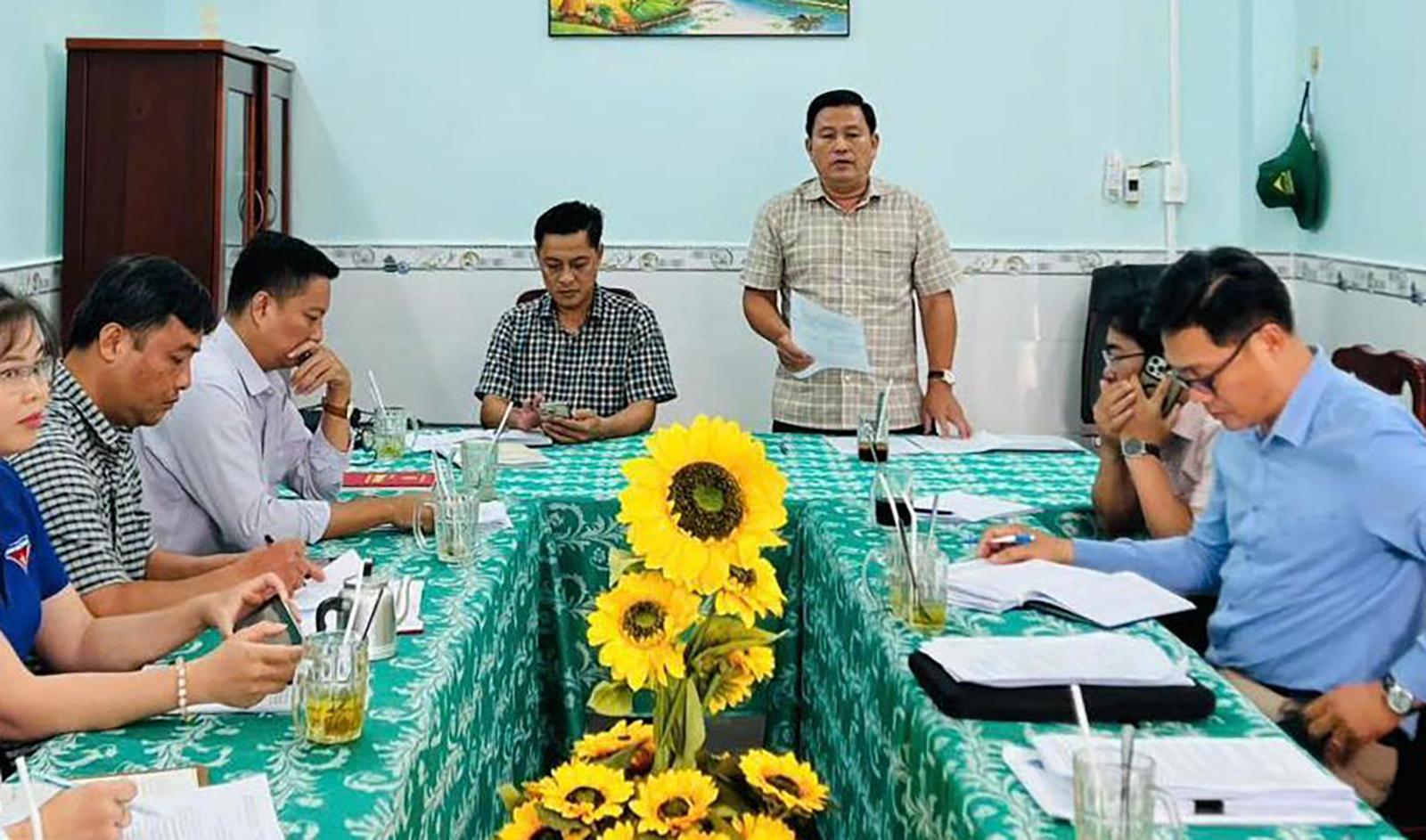 Kiểm tra công tác chuẩn bị Đại hội điểm Hội Nông dân xã Long Thạnh