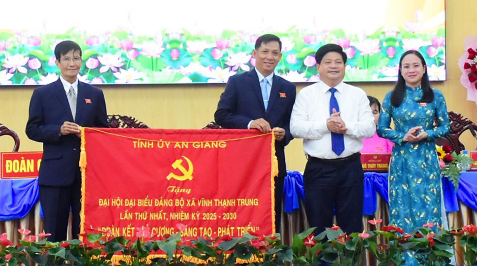 Xã Vĩnh Thạnh Trung cần phấn đấu tăng trưởng kinh tế ở mức hai con số