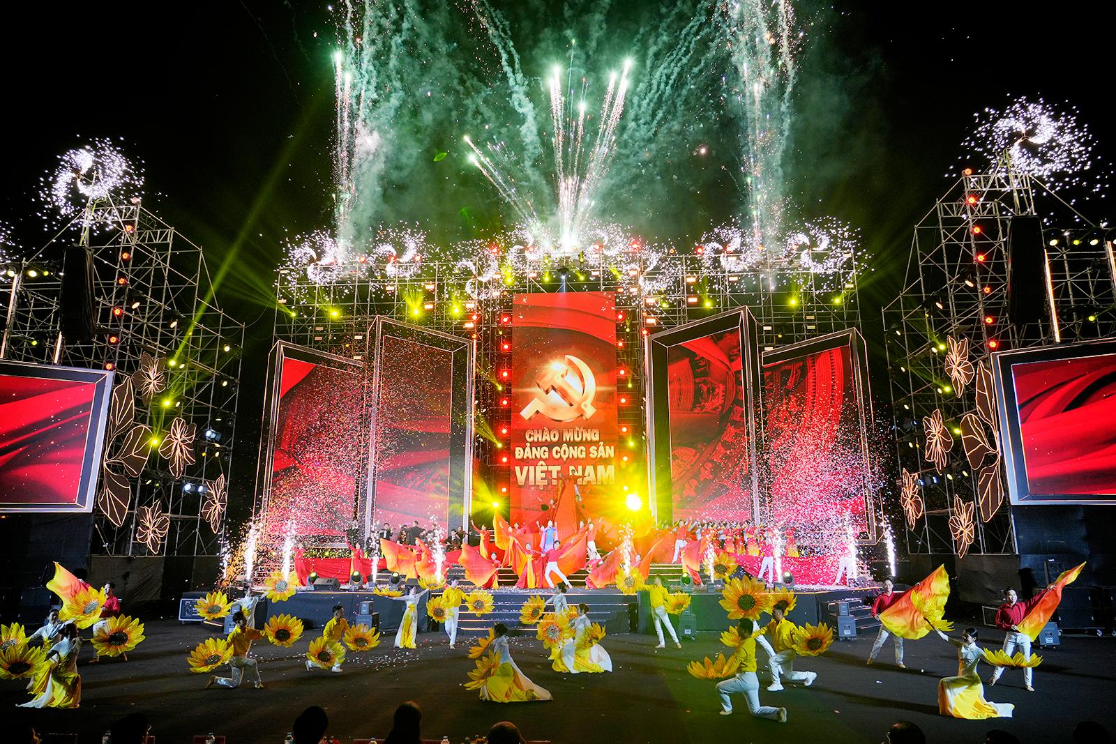 Chương trình nghệ thuật và bắn pháo hoa “Xuân An Giang 2026” chào năm mới Bính Ngọ