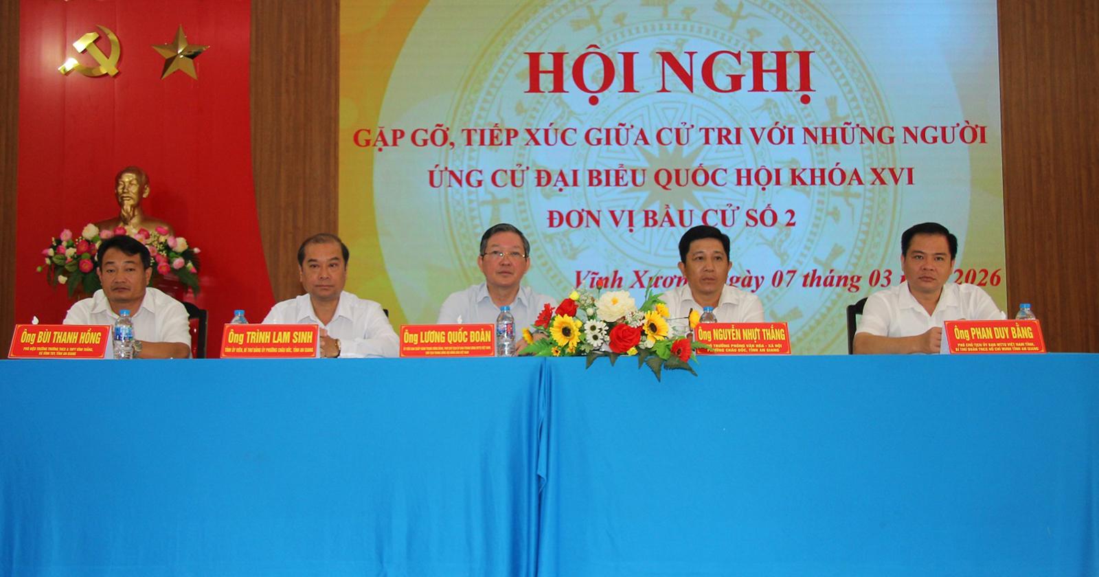 Ứng cử viên đại biểu Quốc hội tiếp xúc cử tri các xã: Vĩnh Xương, Tân An và Châu Phong