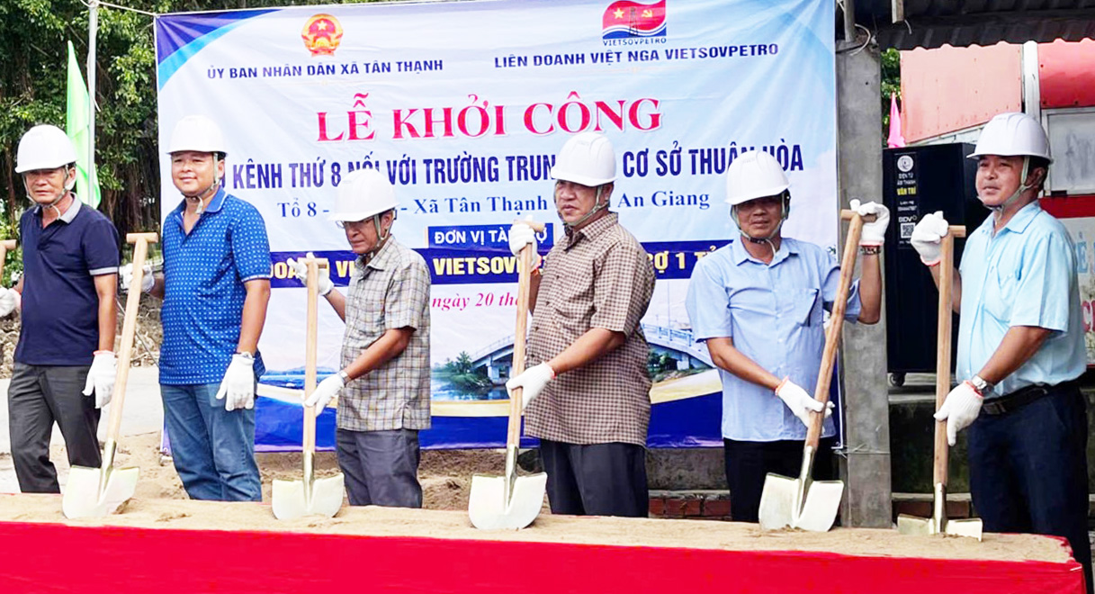 Khởi công cầu Kênh Thứ 8 tại xã Tân Thạnh