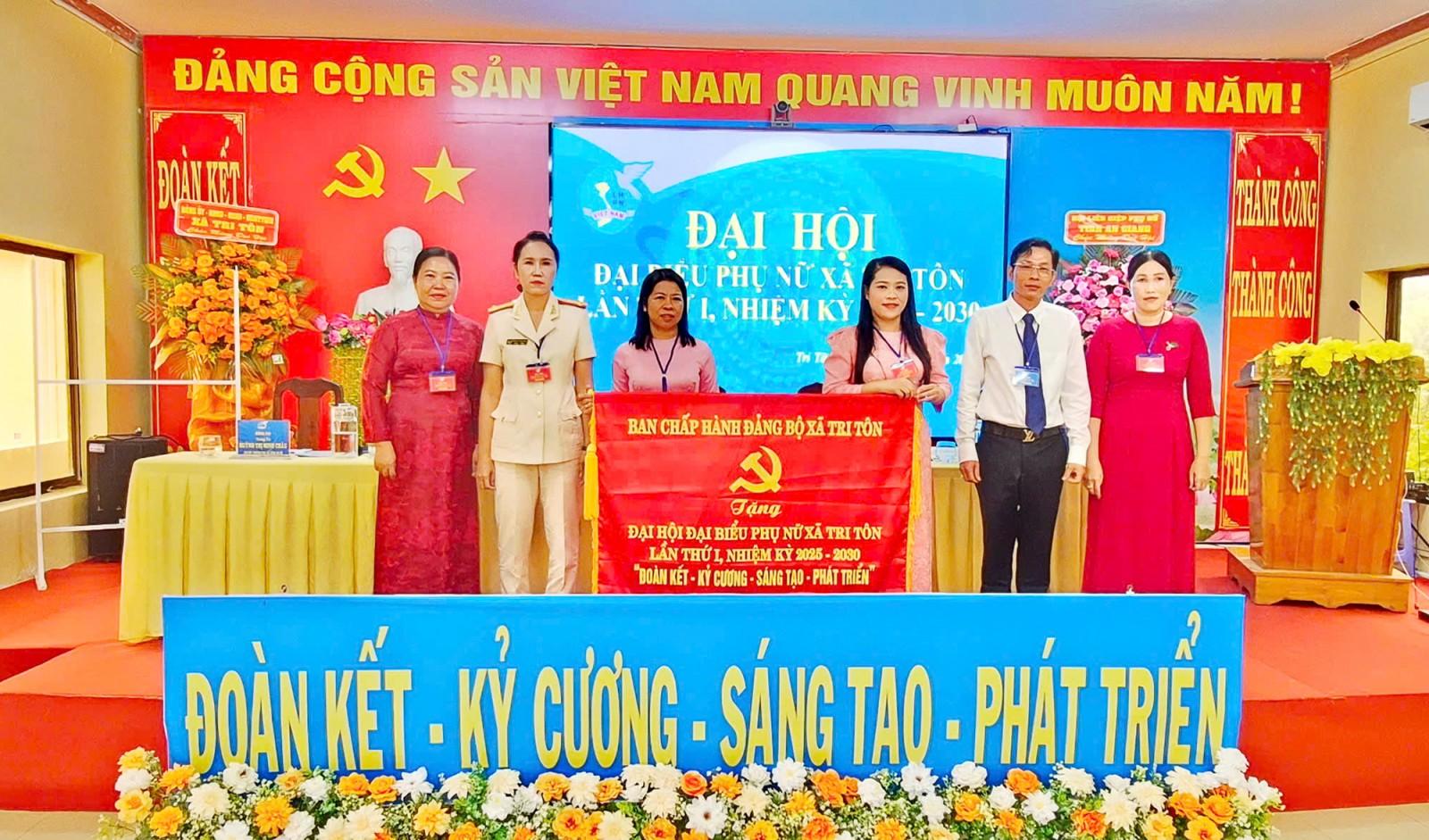 Hội Liên hiệp Phụ nữ xã Tri Tôn phát huy vai trò cầu nối giữa cấp ủy, chính quyền và hội viên