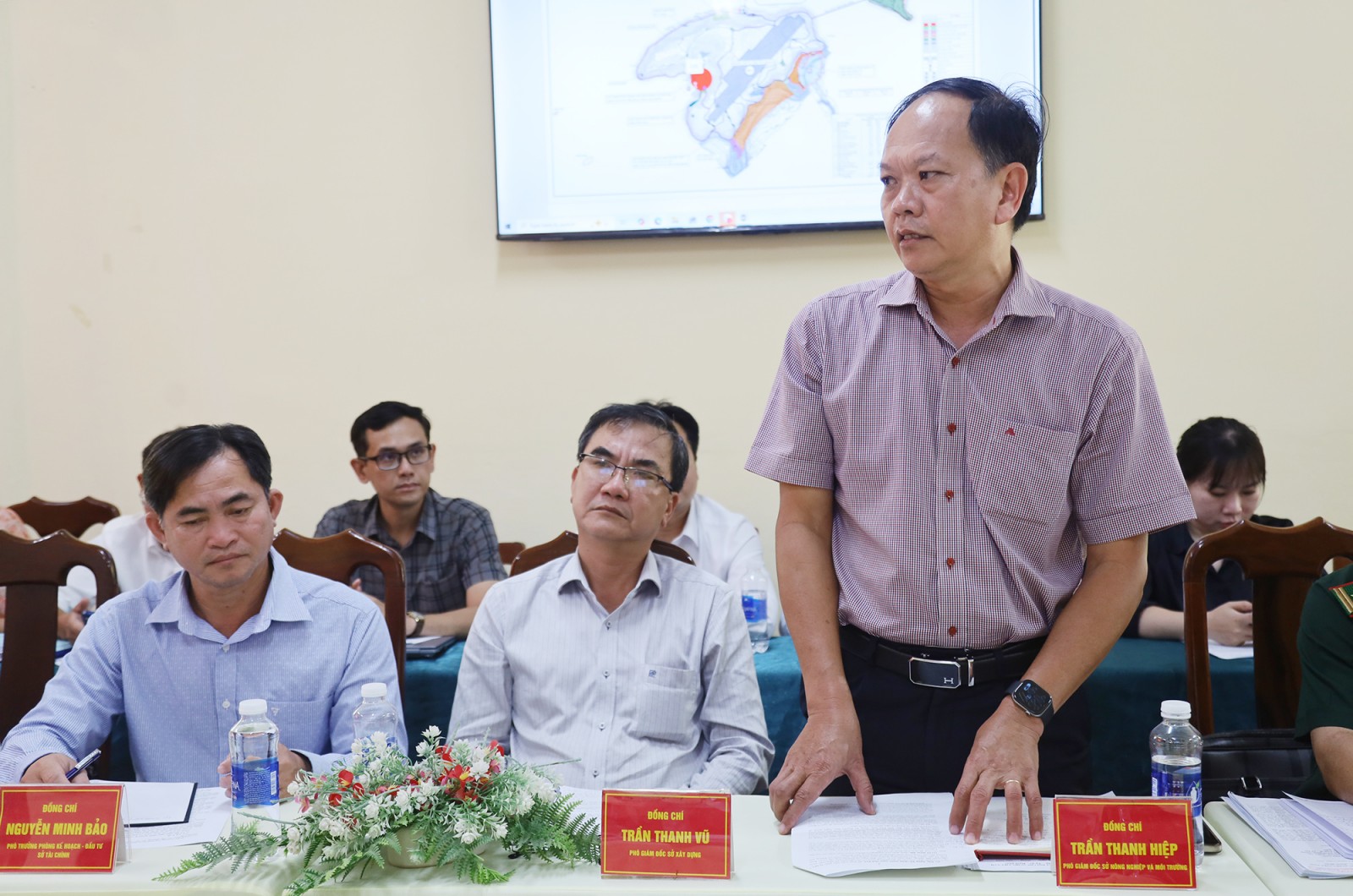 Khảo sát đầu tư xây dựng y tế, giáo dục trên địa bàn đặc khu Thổ Châu