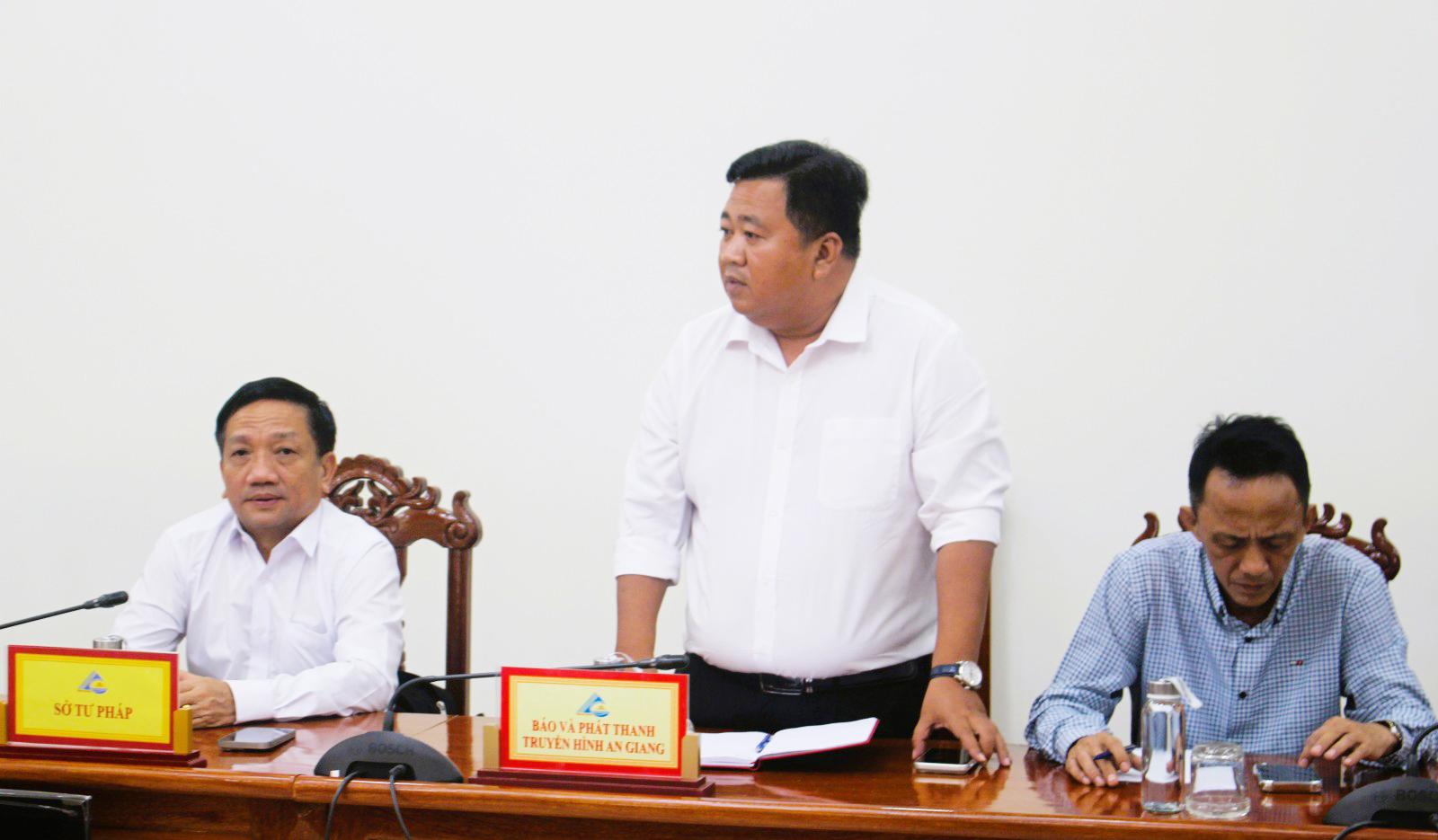 Phó Chủ tịch UBND tỉnh An Giang Lê Văn Phước làm việc với 10 xã, phường