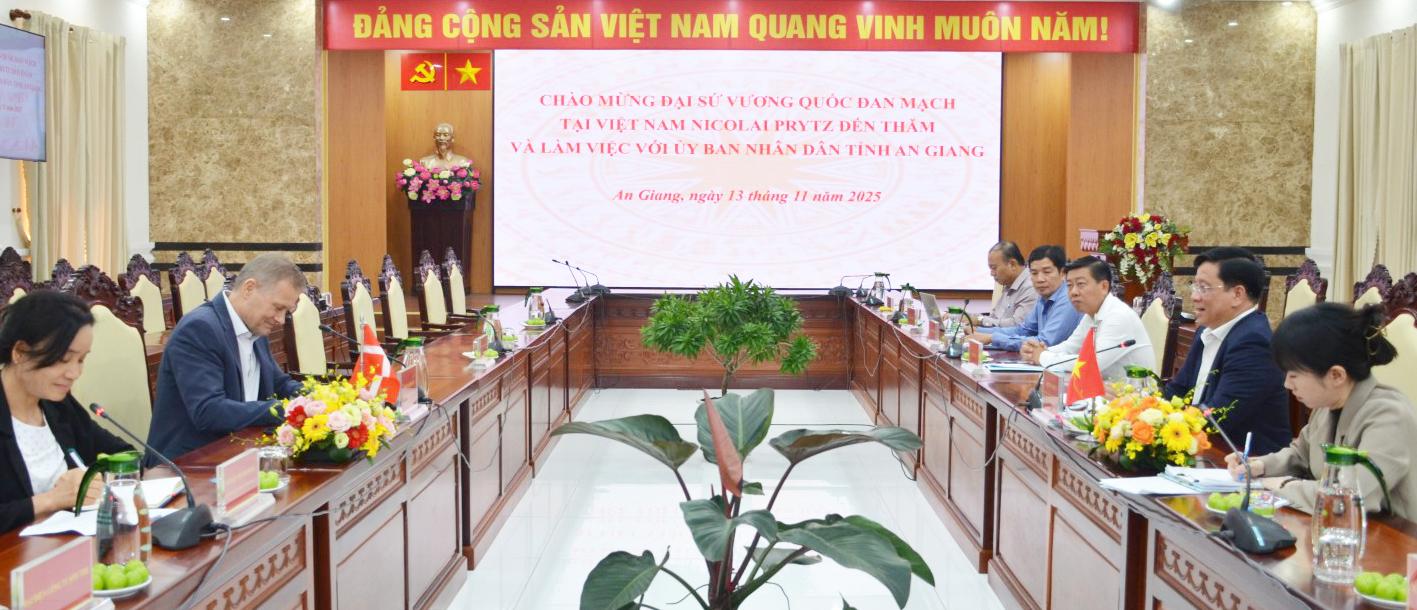 Chủ tịch UBND tỉnh An Giang tiếp đoàn làm việc Đại sứ quán Đan Mạch