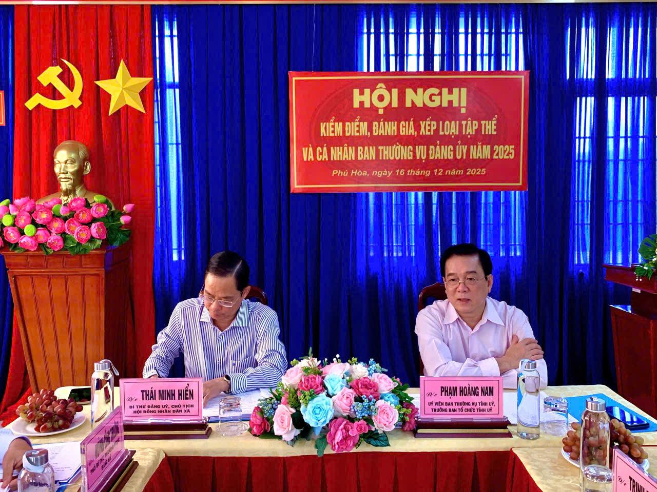 Trưởng ban Tổ chức Tỉnh ủy An Giang dự đánh giá, xếp loại tập thể, cá nhân Ban Thường vụ Đảng ủy xã Phú Hòa