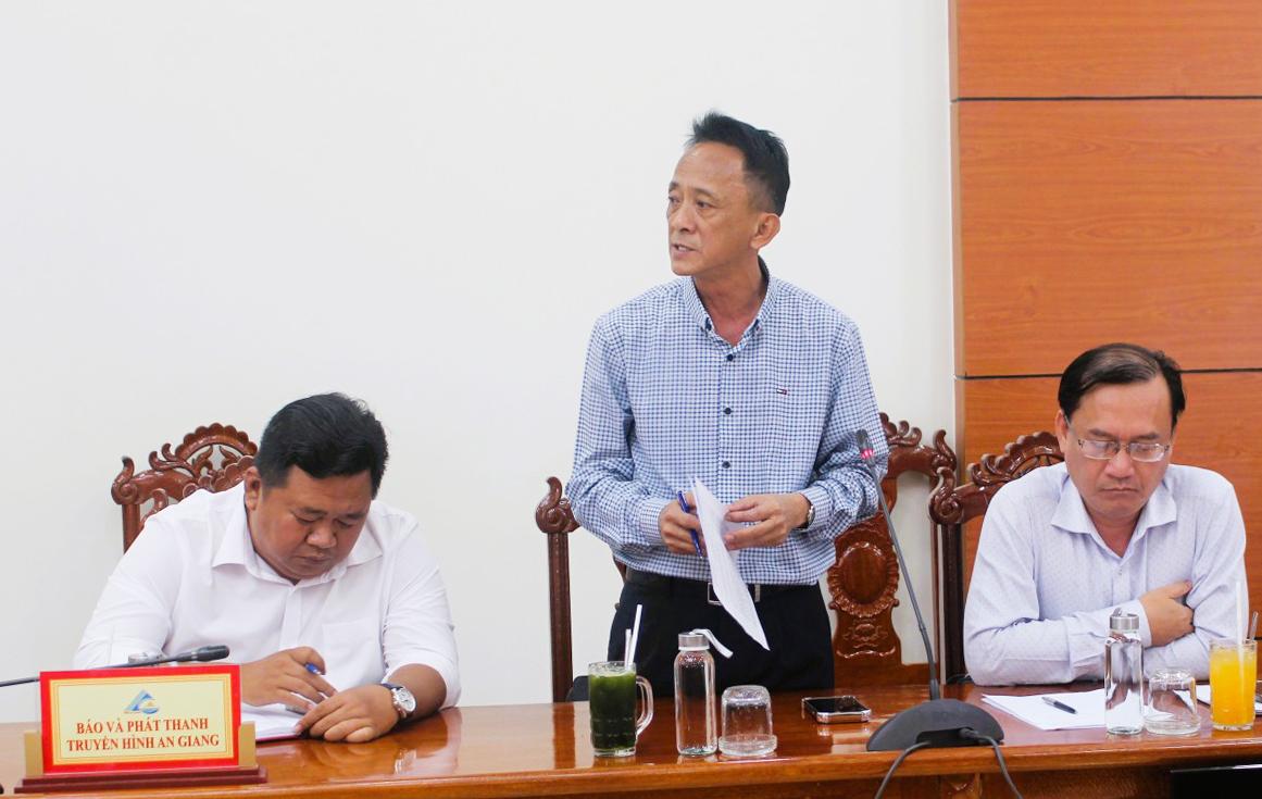 Phó Chủ tịch UBND tỉnh An Giang Lê Văn Phước làm việc với 10 xã, phường