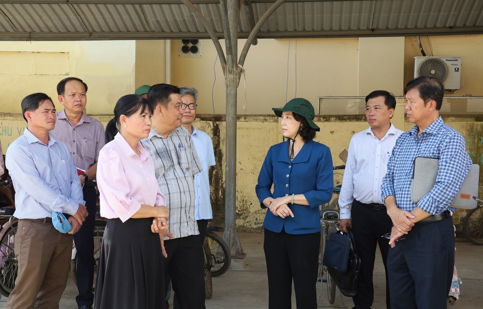 Khảo sát đầu tư xây dựng y tế, giáo dục trên địa bàn đặc khu Thổ Châu