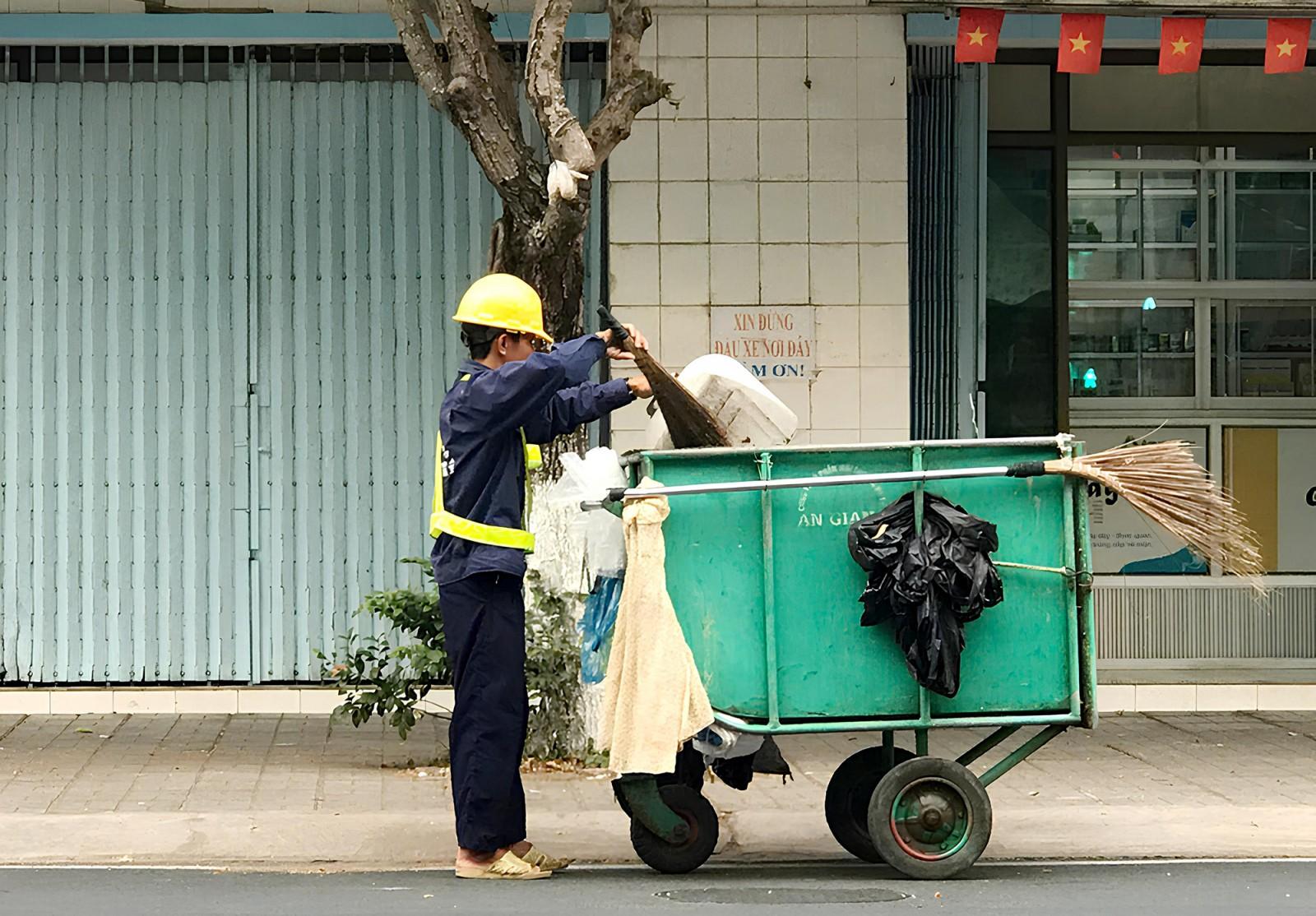 Đừng để rác thải bủa vây
