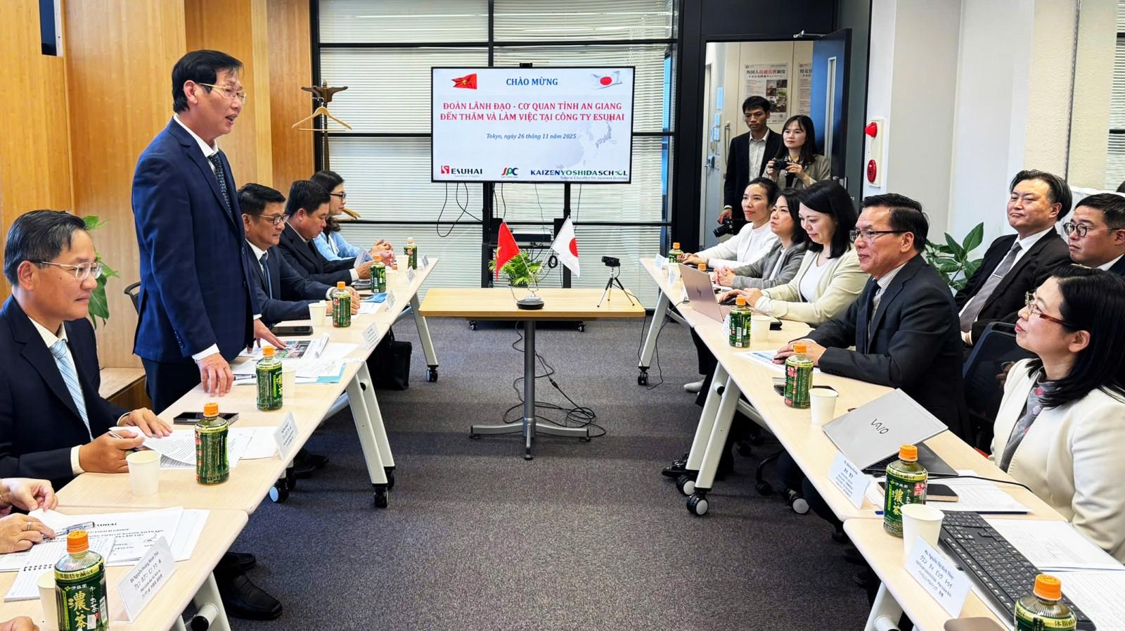 Đoàn công tác tỉnh An Giang thăm và làm việc với Công ty TNHH Esuhai