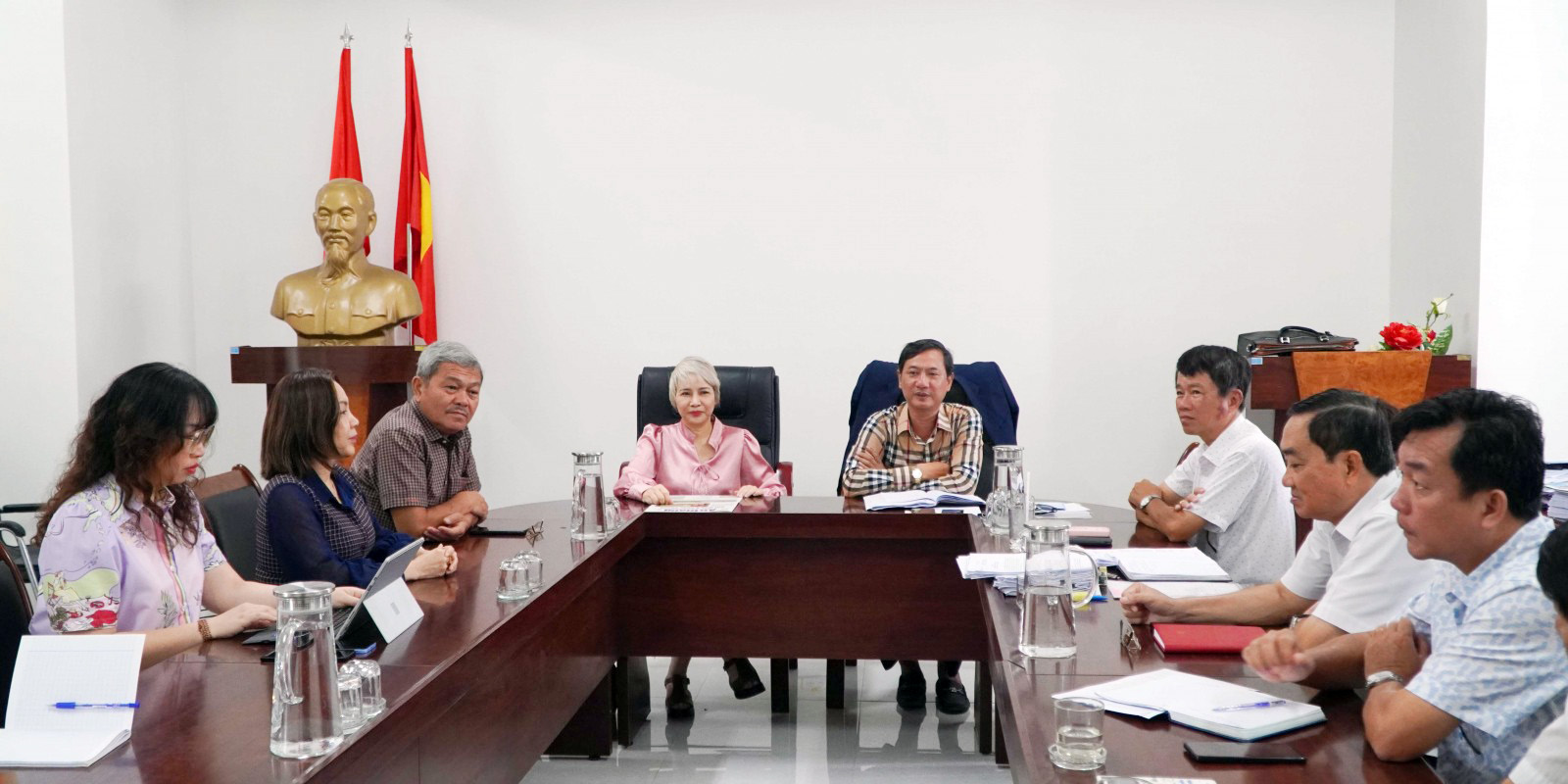 Báo và Phát thanh - Truyền hình An Giang làm việc về bản quyền và quyền sao chép