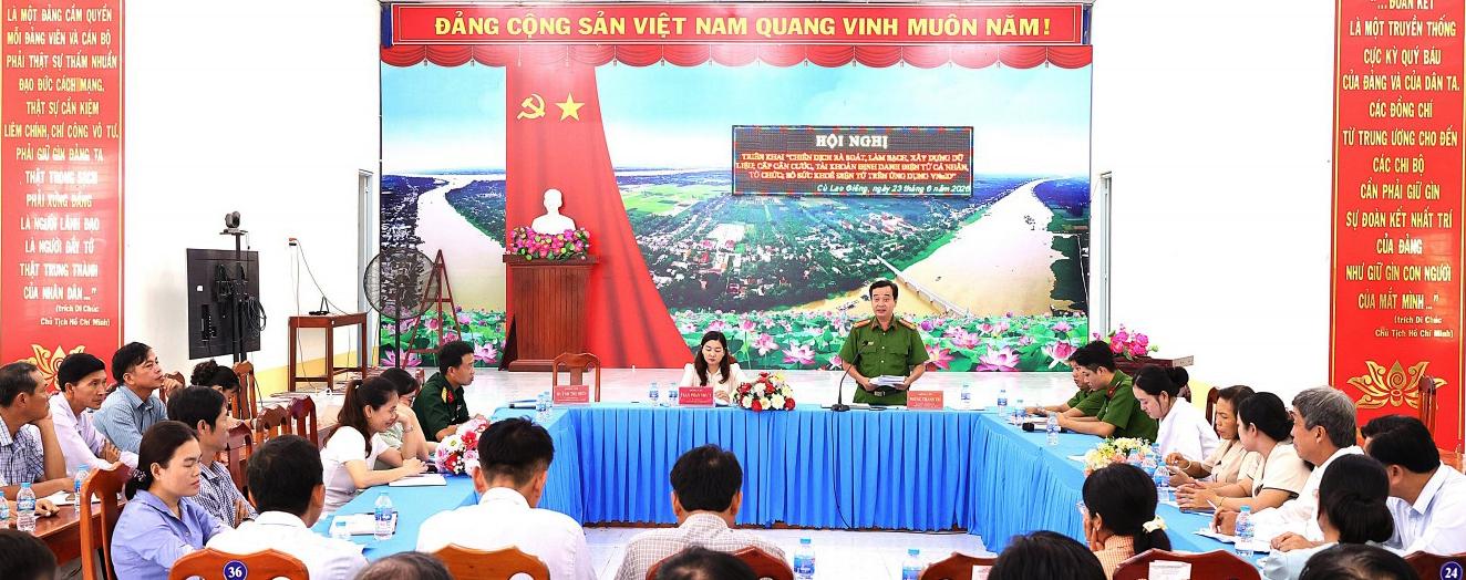 Cù Lao Giêng triển khai chiến dịch rà soát, làm sạch dữ liệu; cấp căn cước, sổ sức khỏe điện tử