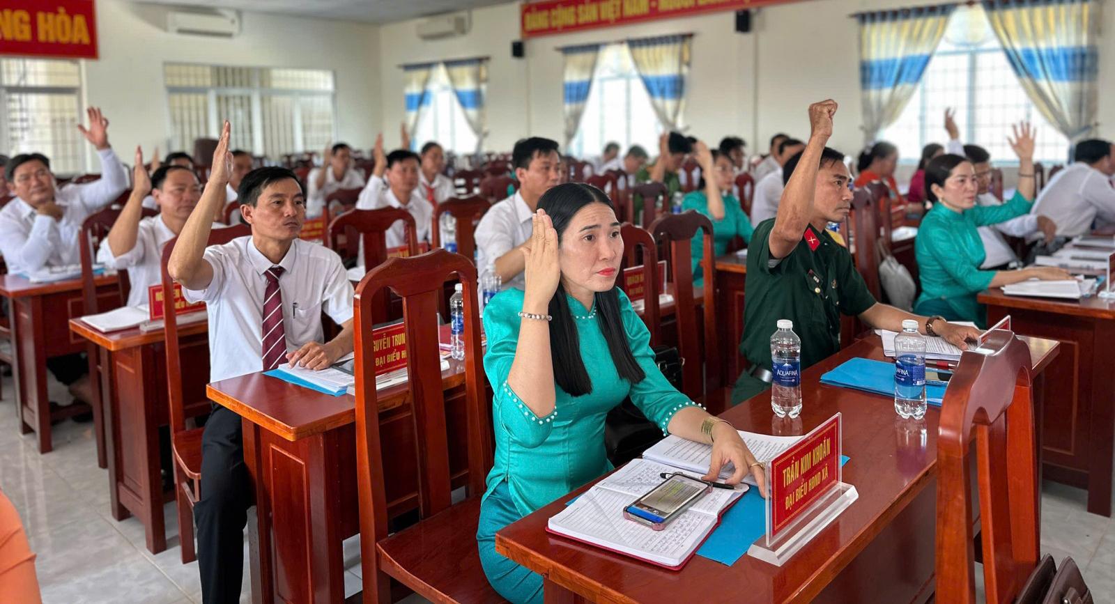 Ông Trương Minh Diệu tái đắc cử Chủ tịch HĐND xã Đông Hòa
