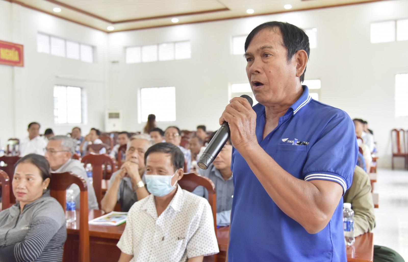 Ứng cử viên đại biểu Quốc hội khóa XVI tiếp xúc cử tri 2 xã Đông Hưng và Tân Thạnh