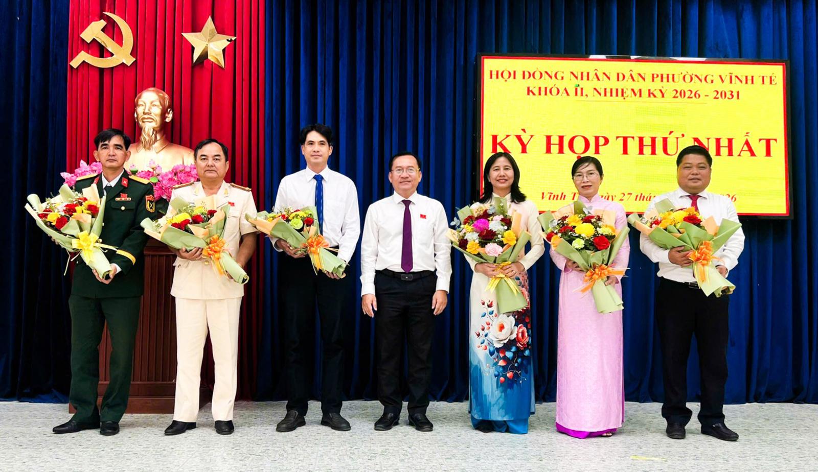 HĐND hai phường Châu Đốc, Vĩnh Tế bầu các chức danh chủ chốt