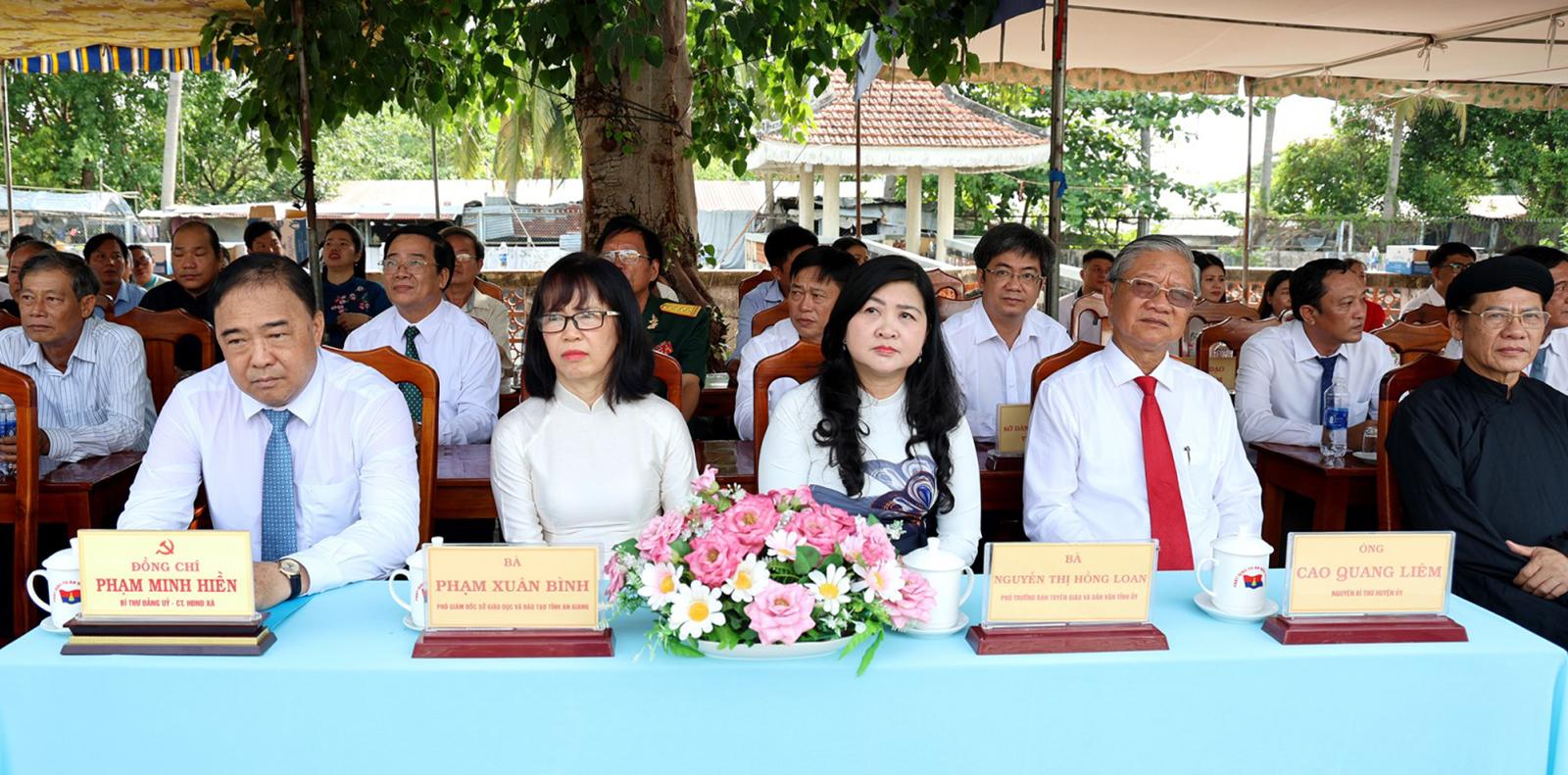 Tưởng niệm 3.157 nạn nhân bị thảm sát tại Ba Chúc