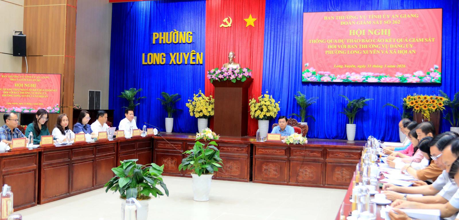 Quang cảnh hội nghị