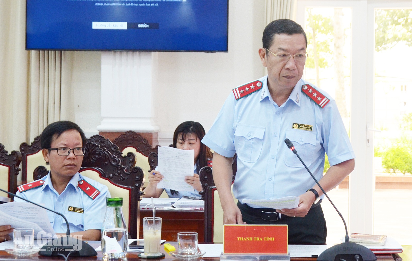 Chủ tịch UBND tỉnh An Giang yêu cầu rà soát kỹ, giải quyết dứt điểm kiến nghị của công dân
