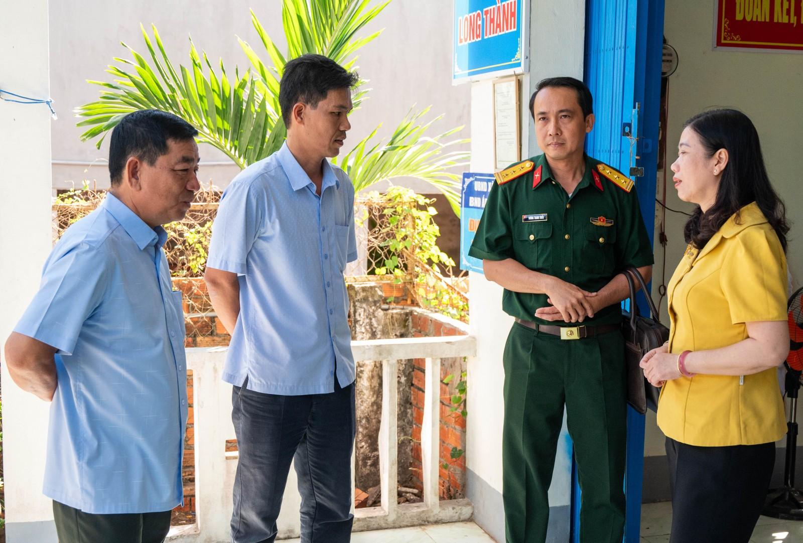 Ủy ban Bầu cử tỉnh An Giang kiểm tra công tác chuẩn bị bầu cử tại 4 xã