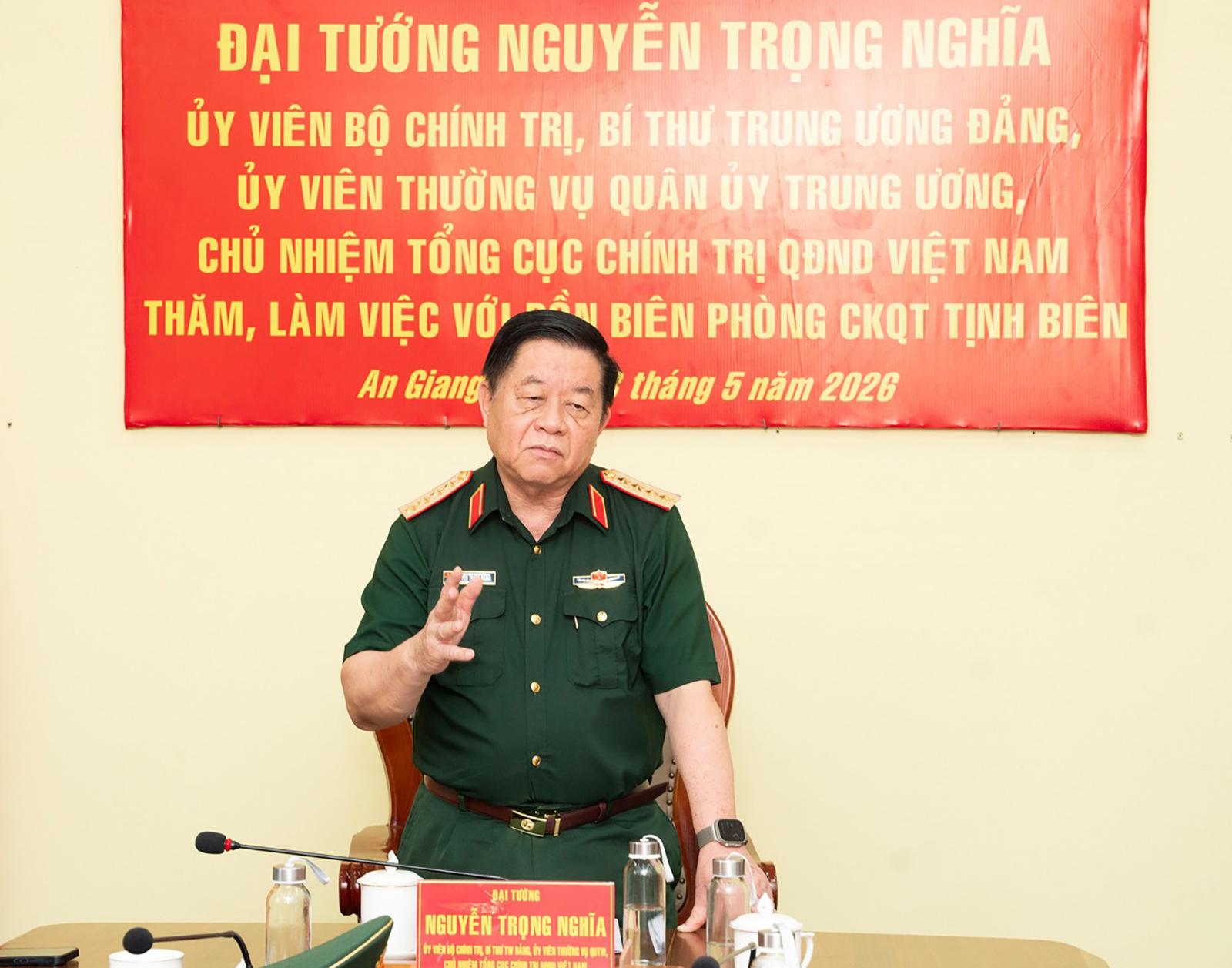 Đại tướng Nguyễn Trọng Nghĩa thăm, làm việc với Đồn Biên phòng Cửa khẩu quốc tế Tịnh Biên
