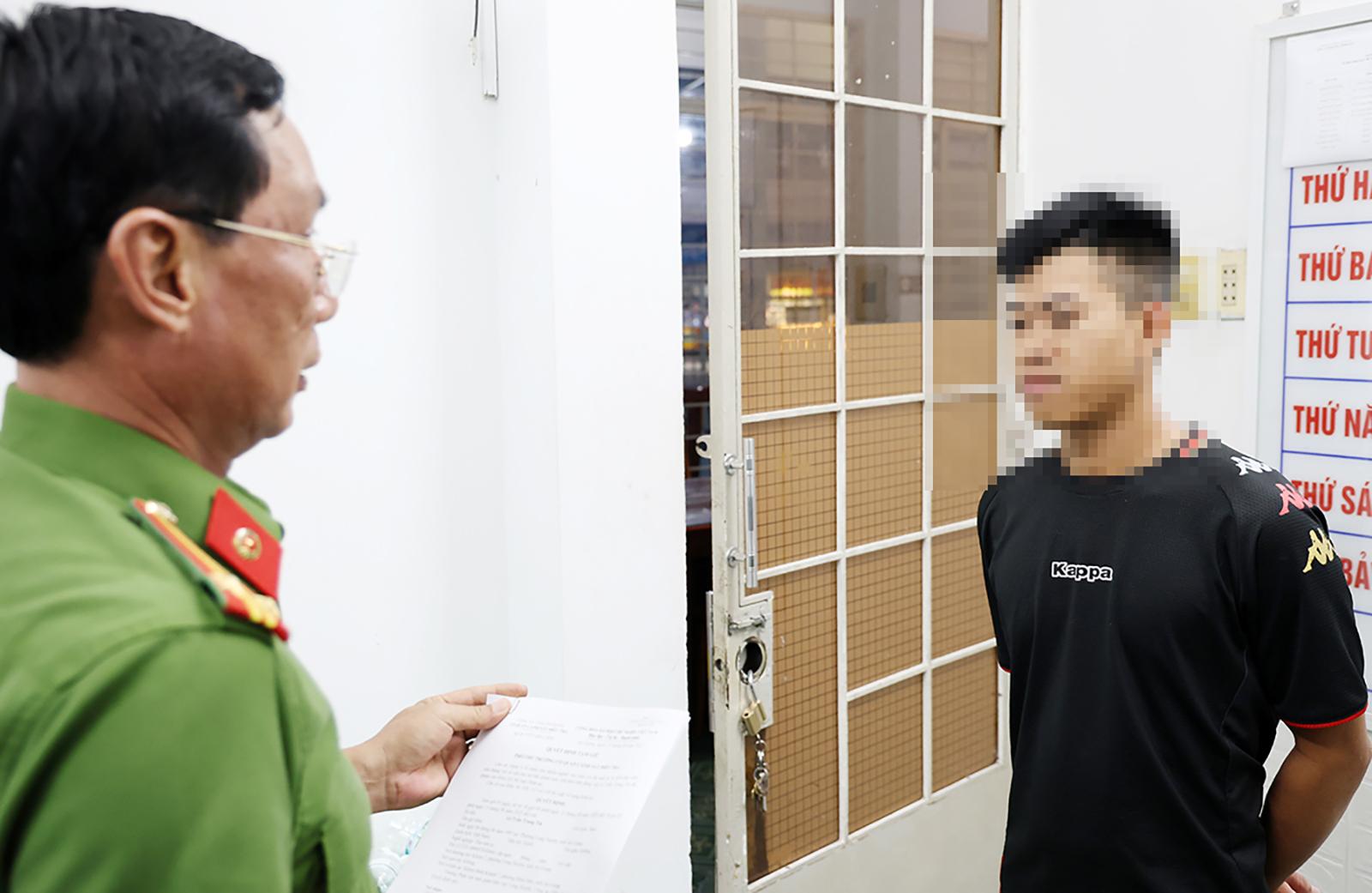 Tạm giữ hình sự đối tượng cho vay lãi nặng