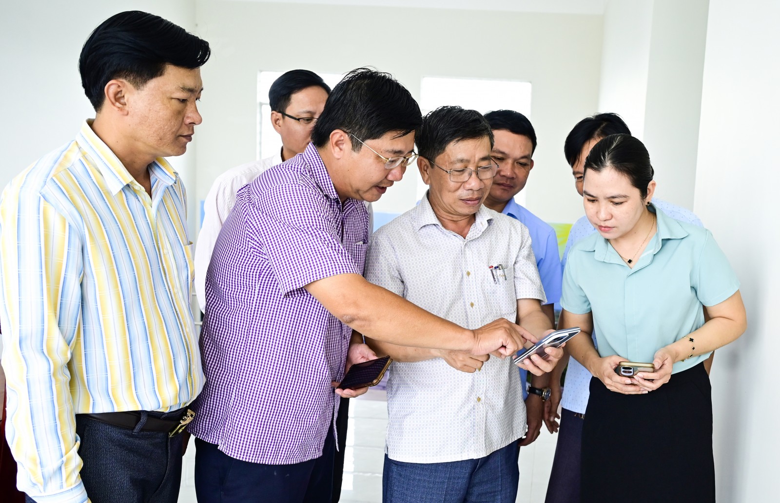 Cán bộ, đảng viên với mạng xã hội - Bài cuối: Làm chủ mạng xã hội trong thời đại số