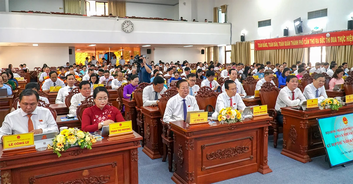 Tập trung hoàn thành tốt các chỉ tiêu, mục tiêu, nhiệm vụ phát triển kinh tế - xã hội, quốc phòng, an ninh giai đoạn 2021-2025