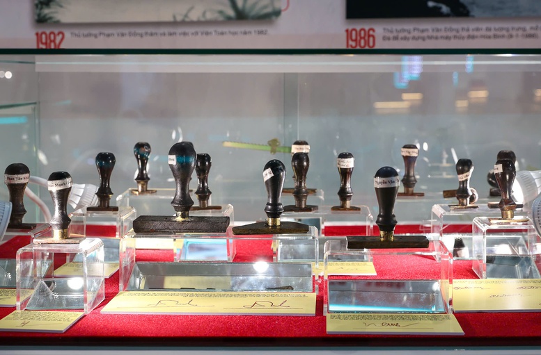 Lần đầu công bố con dấu của Chính phủ, lãnh đạo Chính phủ và Văn phòng Chính phủ qua các thời kỳ- Ảnh 4.