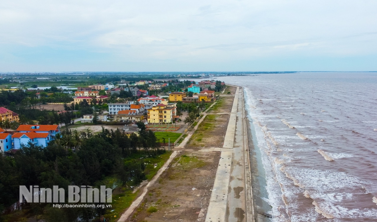 Khu du lịch biển Quất Lâm - nơi đang được quy hoạch và đầu tư hạ tầng đồng bộ để hiện thực hóa khát vọng trở thành đô thị du lịch biển hiện đại, sinh thái.