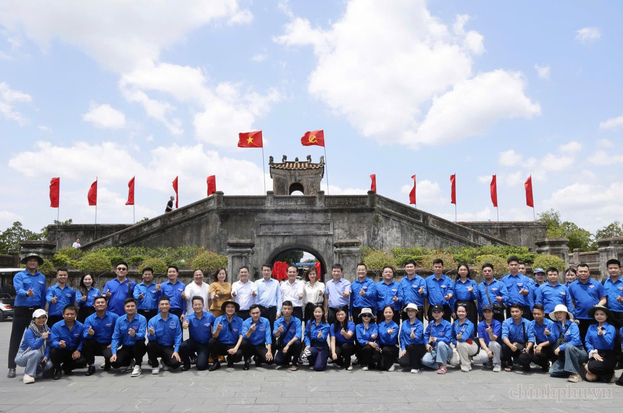 Đoàn Thanh niên Văn phòng Chính phủ lan tỏa đạo lý 'uống nước nhớ nguồn' - Ảnh 11.