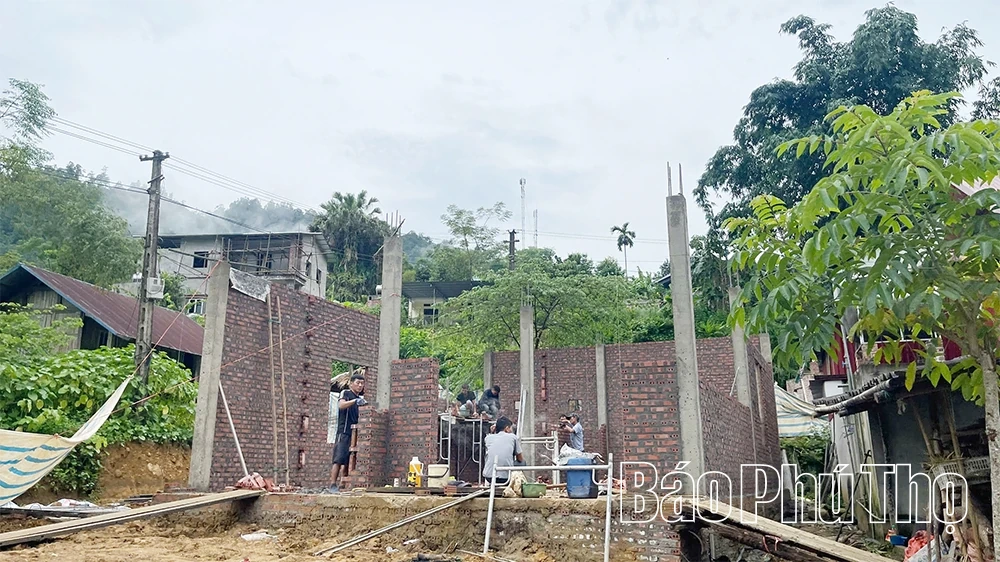 X&oacute;a nh&agrave; tạm, x&acirc;y hy vọng