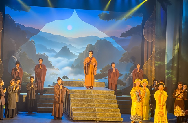 Chính thức ra mắt khán giả vở diễn xiếc và cải lương “Trần Nhân Tông” - Ảnh 5.