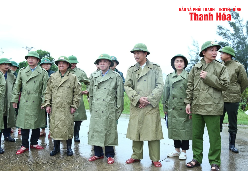 Phó Bí thư Thường trực Tỉnh ủy Lại Thế Nguyên kiểm tra công tác ứng phó bão số 5 tại các địa phương
