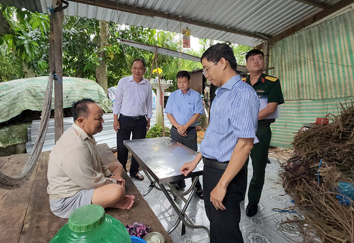 Mưa giông làm tốc mái, hư hỏng 26 căn nhà, thiệt hại tài sản trên 530 triệu đồng