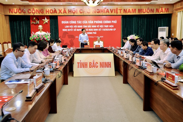 Tạo đột phá trong cải cách TTHC, nâng tầm chất lượng phục vụ người dân và doanh nghiệp- Ảnh 6. Tạo đột phá trong cải cách TTHC, nâng tầm chất lượng phục vụ người dân và doanh nghiệp- Ảnh 6.