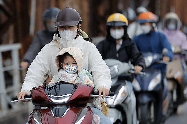 Thời tiết ng&agrave;y 28/12: Bắc Bộ hửng nắng nhưng r&eacute;t đậm, biển động mạnh nhiều khu vực